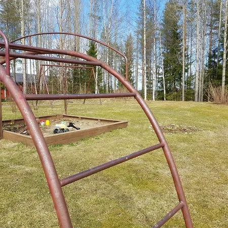 Hostelli Koulukumpu Puutyoluokka